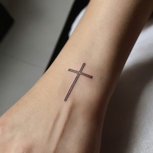 simple cross designs for tattoos