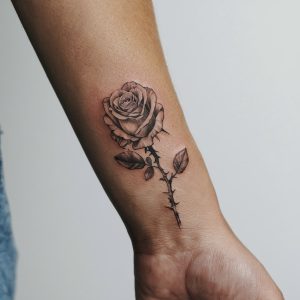 small tattoo on leg for girl