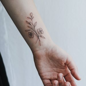 tattoos for girls on hand simple