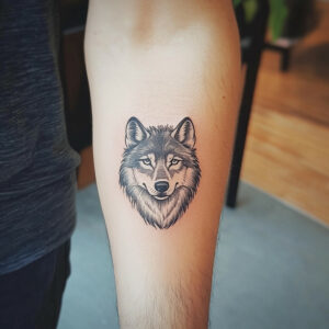 small wolf tattoo designs