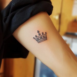 crown tattoo design