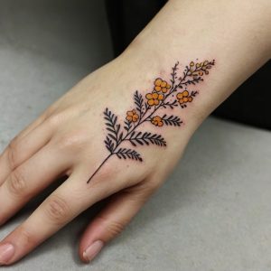 hand tattoos flower