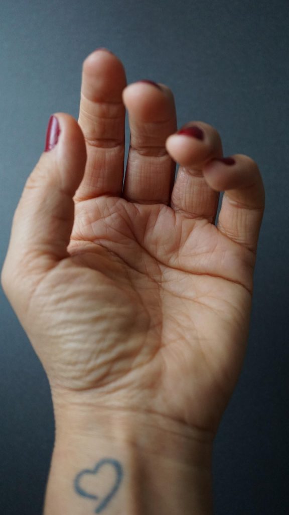 Tips for Getting a Ring Finger Tattoo